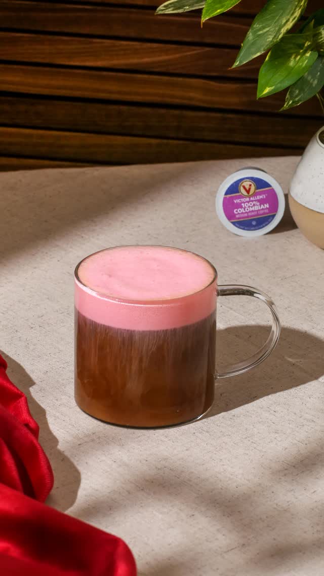Roses are red, foam is pink, all you need is Victor Allen’s for the best latte you’ll ever drink.🩷☕️

#victorallenscoffee #coffee #coffeerecipes #valentinesdayinspo #nationallatteday