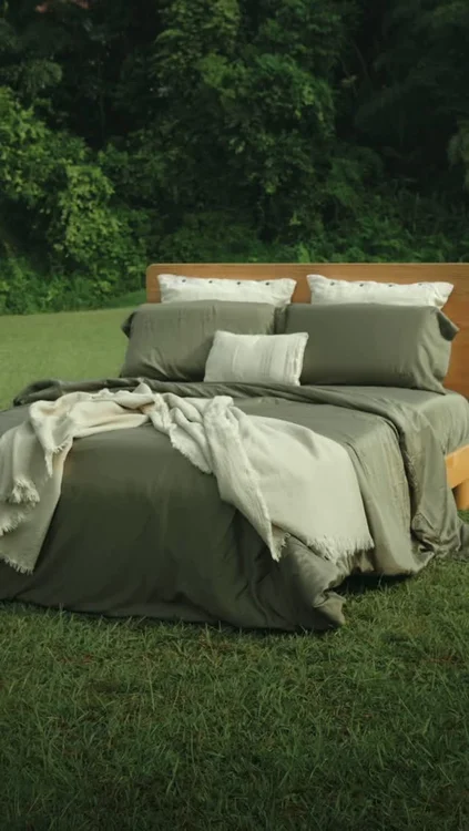 Our Organic Bamboo Lyocell Sheets are available in Moss Green exclusively at Heveya @takashimayasg 🌿

Naturally silky-smooth, these sheets have a luxurious feel with added breathability. The bamboo fibres are naturally hypoallergenic and anti-microbial, helping you stay cool, fresh, and comfortable throughout the night.💤