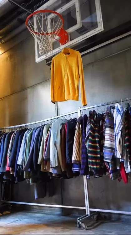 Torino Vintage Kilo Sale