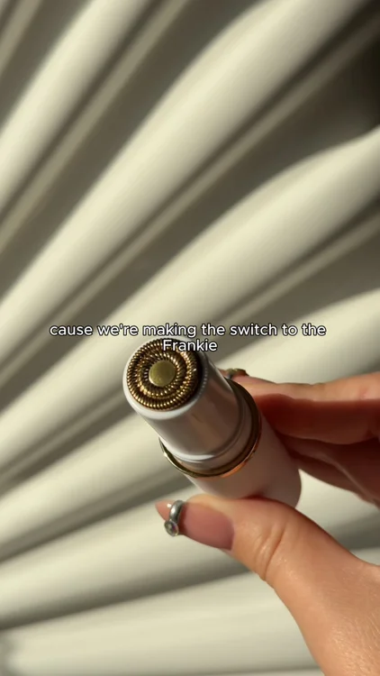 Fuzz-free skin, in seconds.