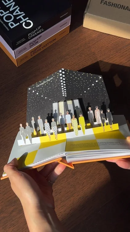 Beautifully crafted with detailed illustration and dimensional paper engineering, this volume presents Louis Vuitton’s heritage, icon anatomy, fashion milestones, and artistic dialogue in a display-worthy hardcover with slipcase.

Shop Pop Up LV via the link in our bio.

#Fashionary
#PopUpLouisVuitton
#Fashionunfolded
#Fashionarybooks